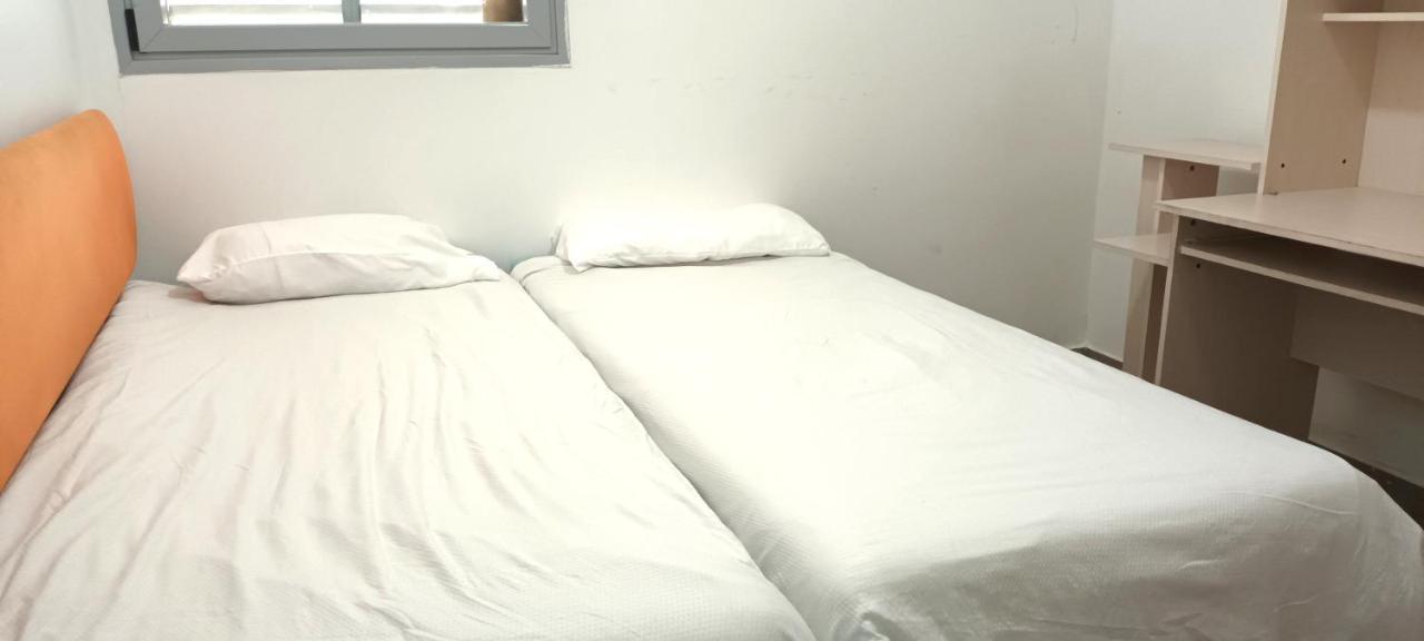 Beach Suite Israel- Private Jacuzzi Garden Suite & Gym, 3 Min Walk To Beach ביץ סוייט ישראל- ג'קוזי פרטי בגינה 3 דקות הליכה לים וחדר כושר Aschkelon Exterior foto