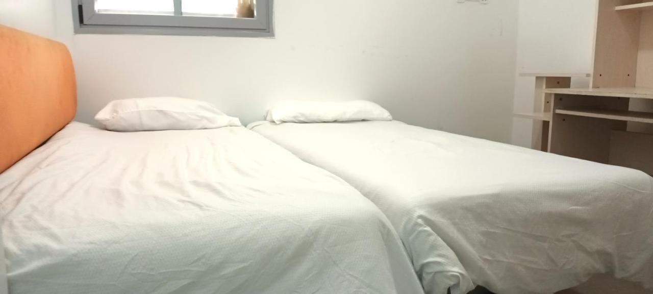 Beach Suite Israel- Private Jacuzzi Garden Suite & Gym, 3 Min Walk To Beach ביץ סוייט ישראל- ג'קוזי פרטי בגינה 3 דקות הליכה לים וחדר כושר Aschkelon Exterior foto
